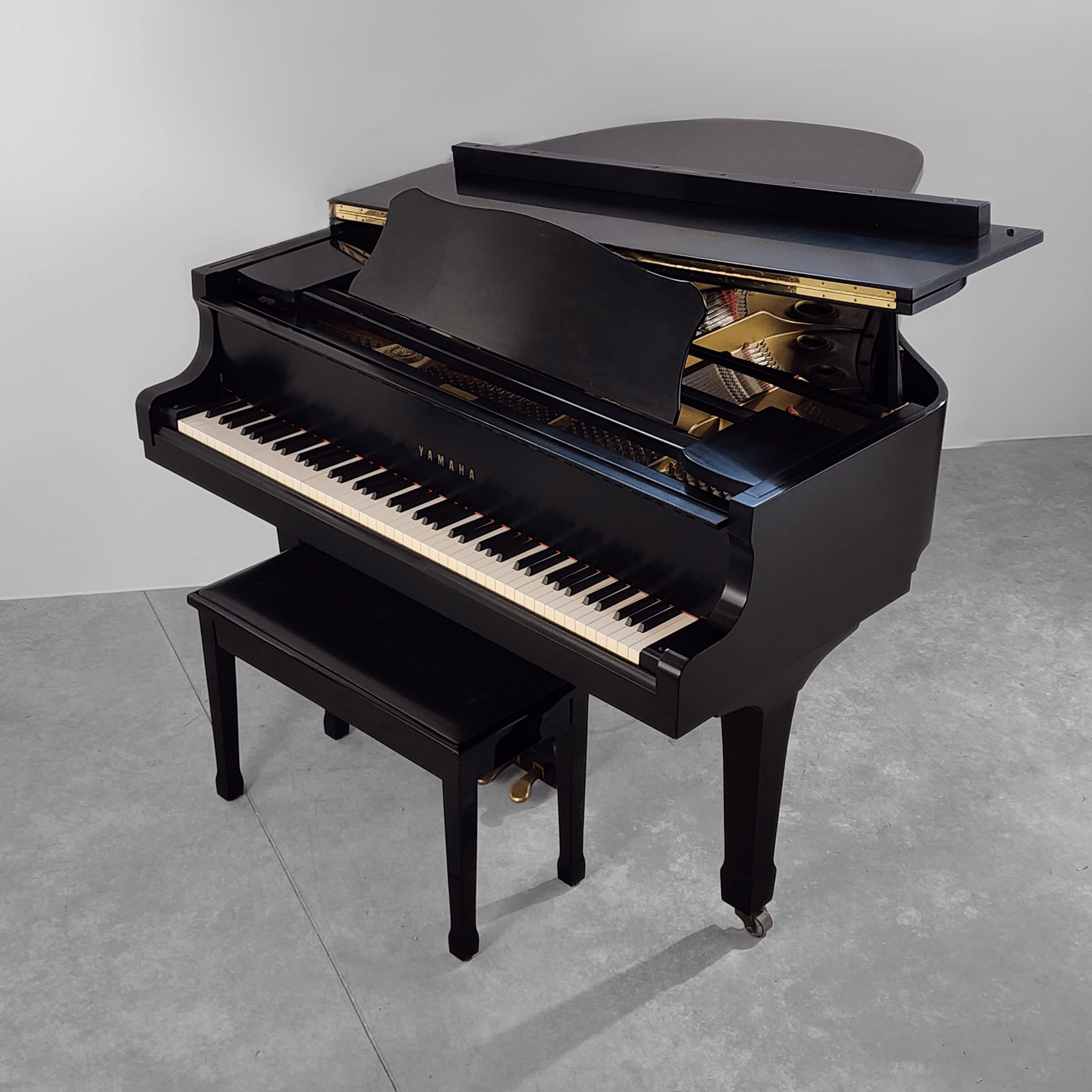 Yamaha G1 (Satin Ebony) - Image 5